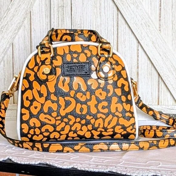 NWT Von Dutch Orange Cheetah Bowling Bag 🐆 - Picture 5 of 7